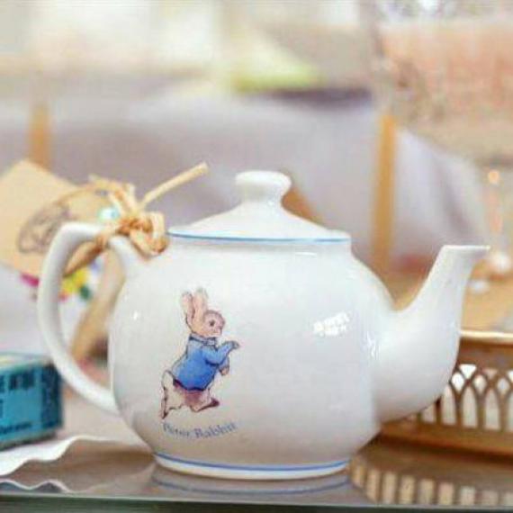 Peter Rabbit Teapot Candle